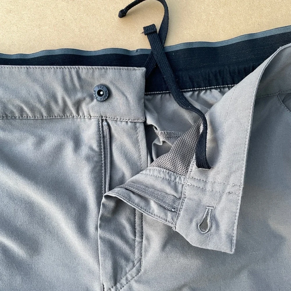 The North Face Hiking Pants Mens 32 Grey Outdoor Stretch Zip Pocket NF0A3SO9